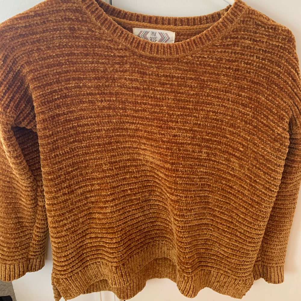 Pink rose sweater